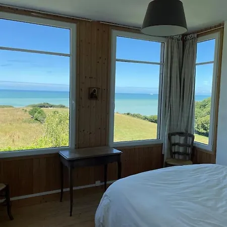Villa Le Colombier, Vue Acces 300m