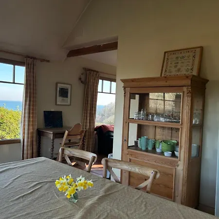 Le Colombier, Vue Acces 300m Villa